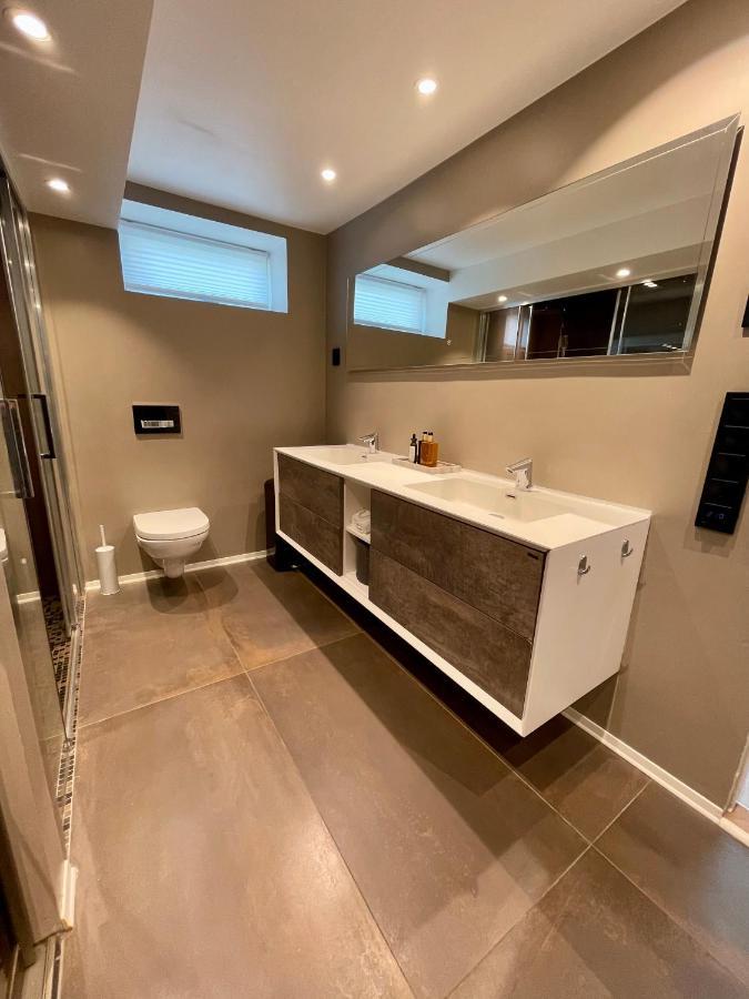 Luxury Apartement Close To City Centre With Free Parking Тромсё Экстерьер фото